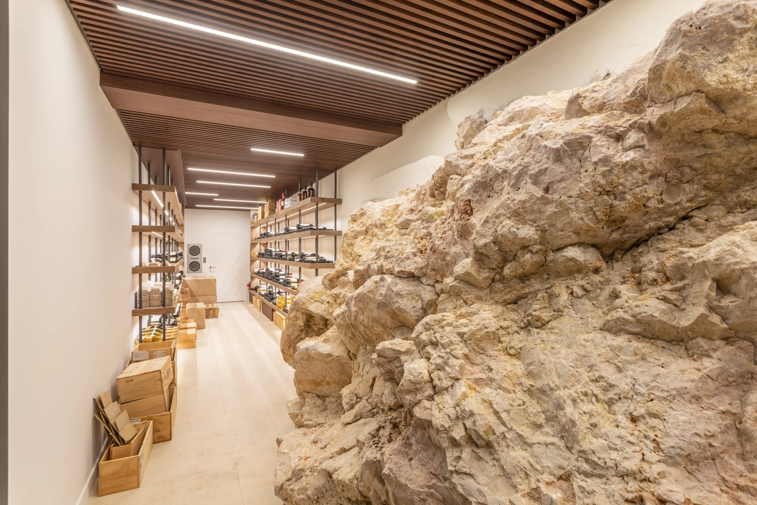 Cave à vin dans maison à Marseille